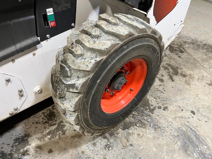 2022-bobcat-s76-image-13