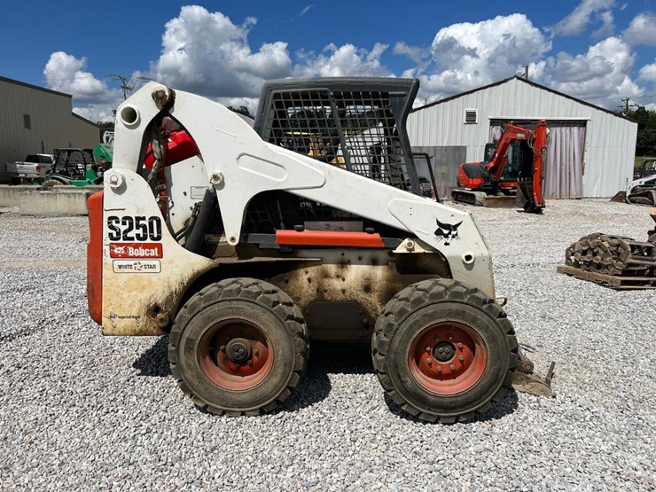 bobcat-s250-image-6