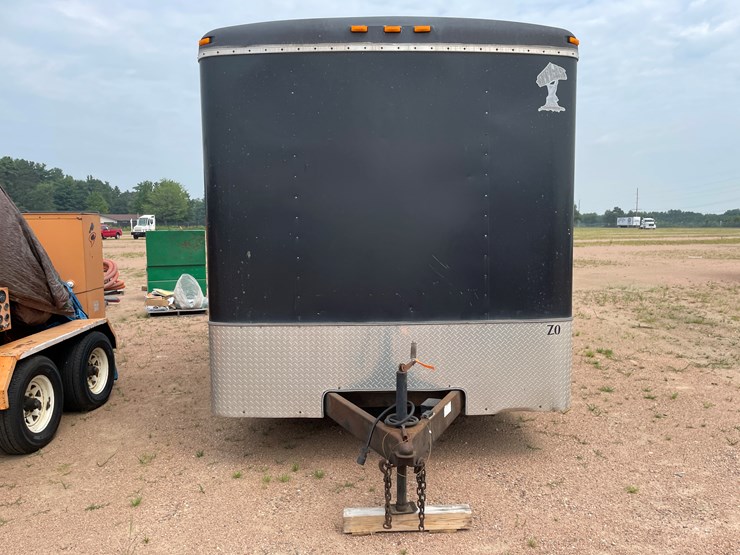 #4729-•-2006-16.5'-tandem-axle-enclosed-trailer-(has-wi-title)-image-2