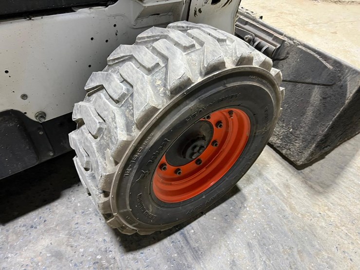 2020-bobcat-s770-image-17