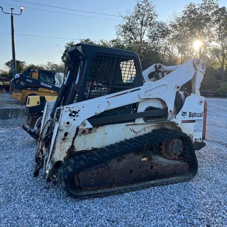 2012 BOBCAT T870