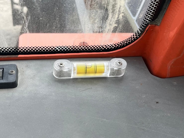 2008-jlg-g6-23a-image-34