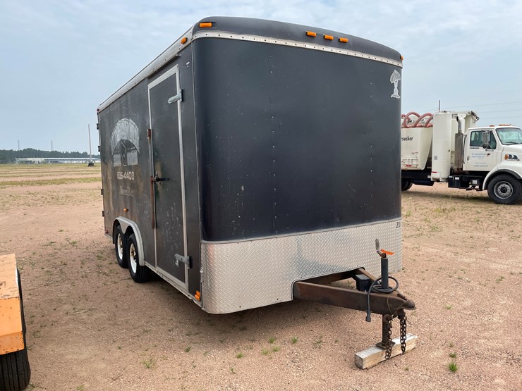 #4729-•-2006-16.5'-tandem-axle-enclosed-trailer-(has-wi-title)-image-3