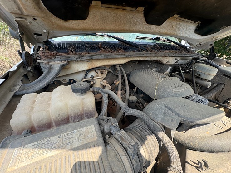 2006-chevrolet-silverado-image-14