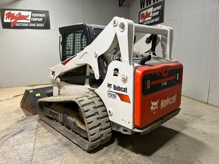 2021-bobcat-t740-image-3