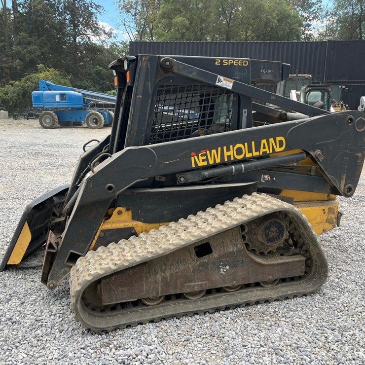NEW HOLLAND C185
