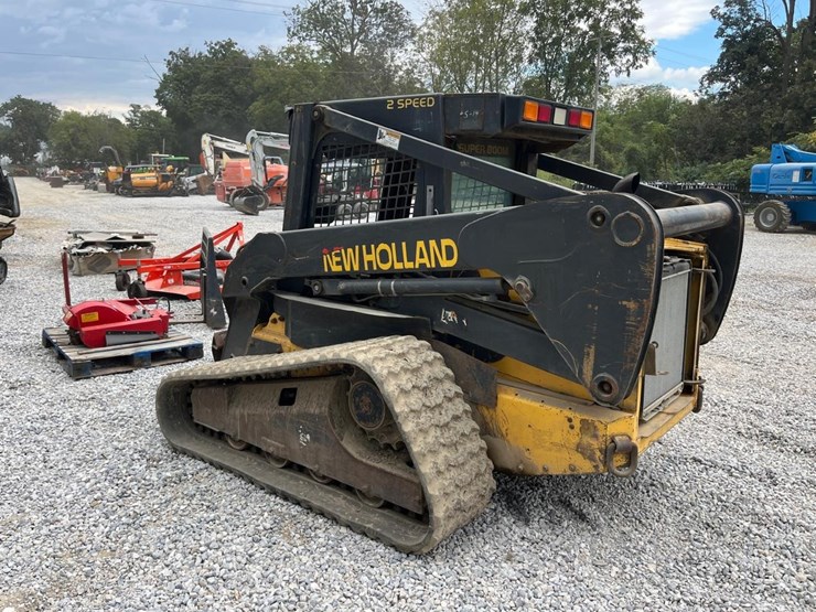 new-holland-c185-image-3