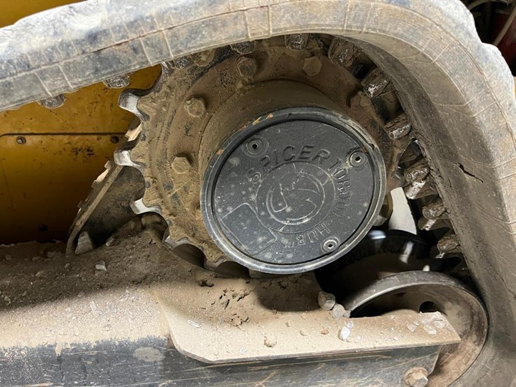 deere-333e-image-14
