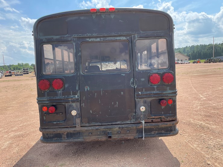 #4735-•-1990-chevy-van-30-short-bus-(wi-title-in-delay)-image-6