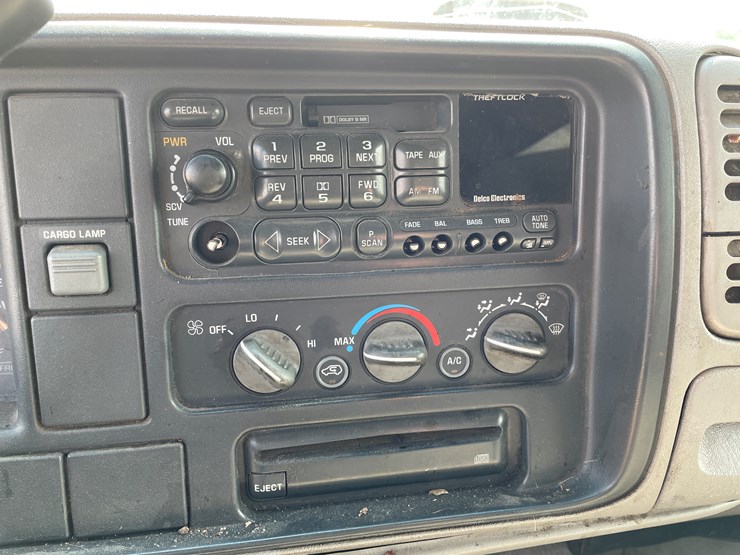 #4734-•-2000-chevy-3500-pickup-(has-wi-title)-image-13