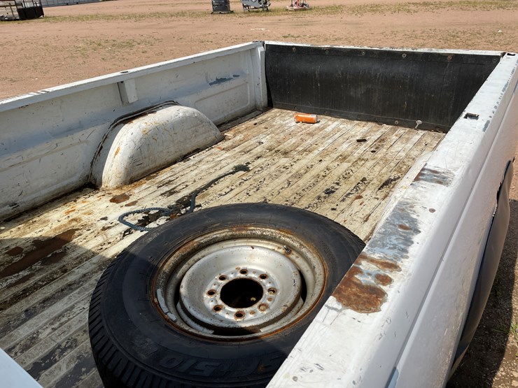 #4734-•-2000-chevy-3500-pickup-(has-wi-title)-image-19