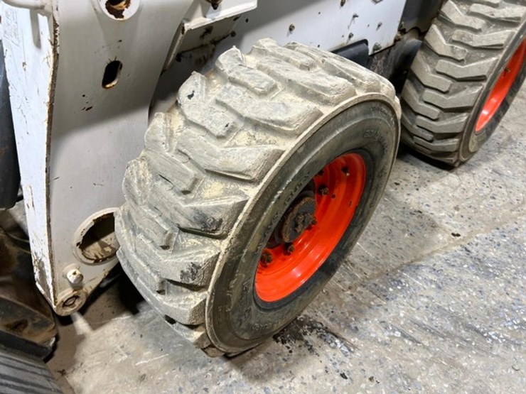 2019-bobcat-s850-image-14