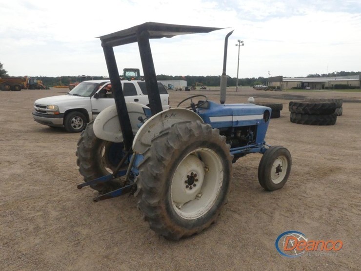 ford-2000-image-2