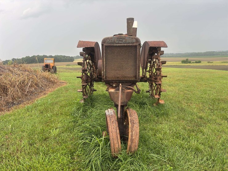 oliver-hart-parr-18-27-row-crop-image-8