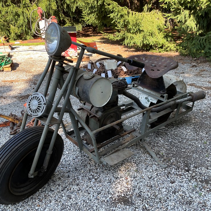 #1592 • Vintage Motorcycle