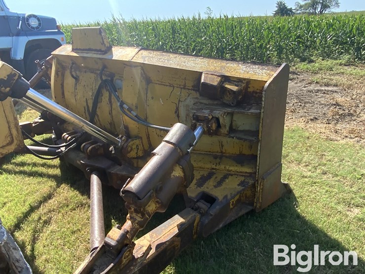1970-caterpillar-d6c-image-18