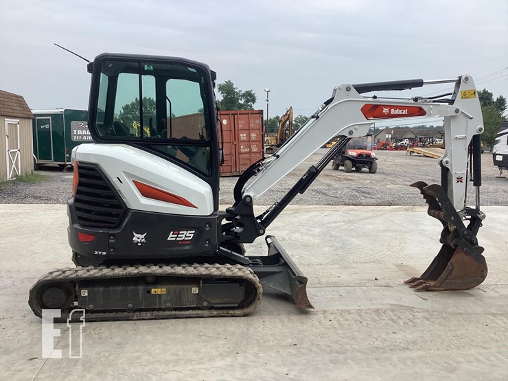 2023-bobcat-e35-image-5