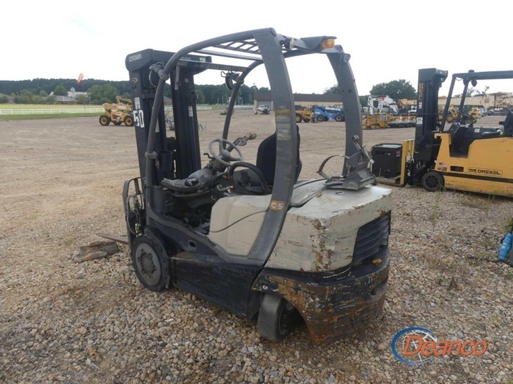 crown-c5-forklift-(salvage)-image-3