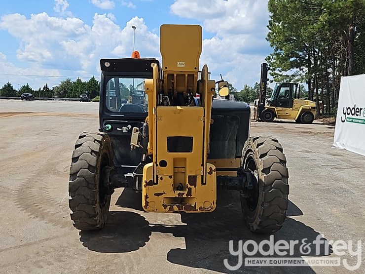2017-caterpillar-tl642d-image-21