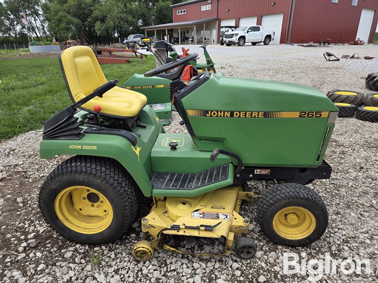 john-deere-265-image-4