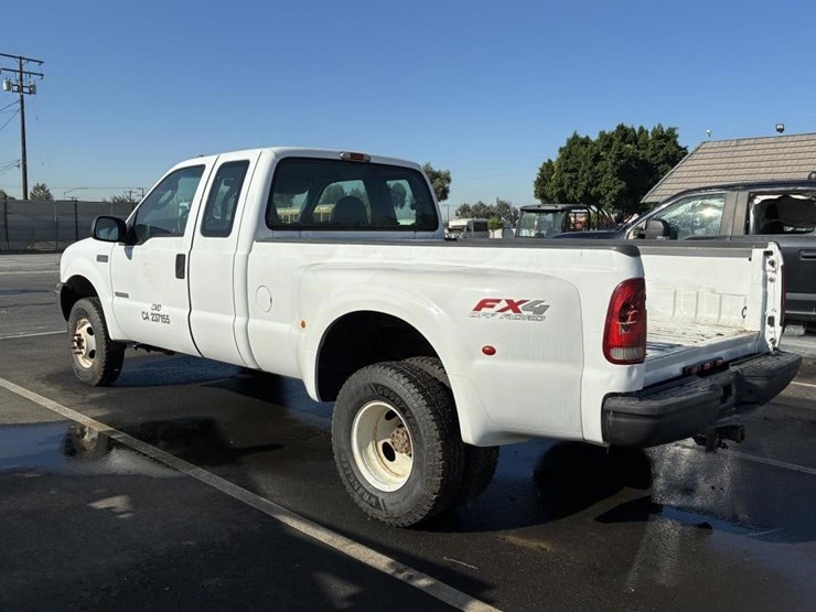 2004-ford-f350-image-4
