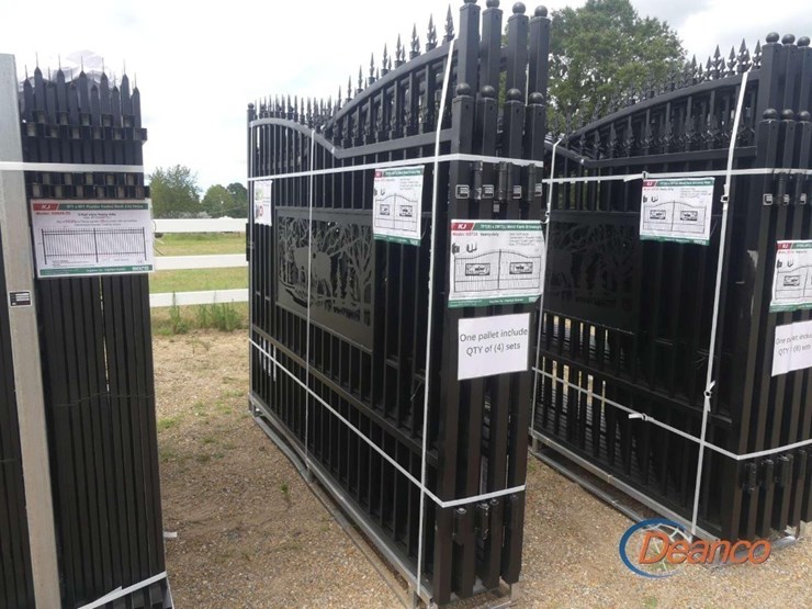 unused-2025-7'x20'-bi-parting-metal-gate:-deer-motif-image-2