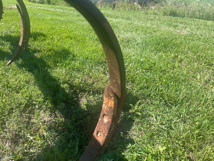 massey-ferguson-14-image-12
