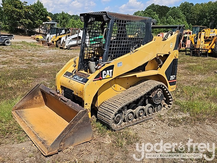 caterpillar-257-image-1