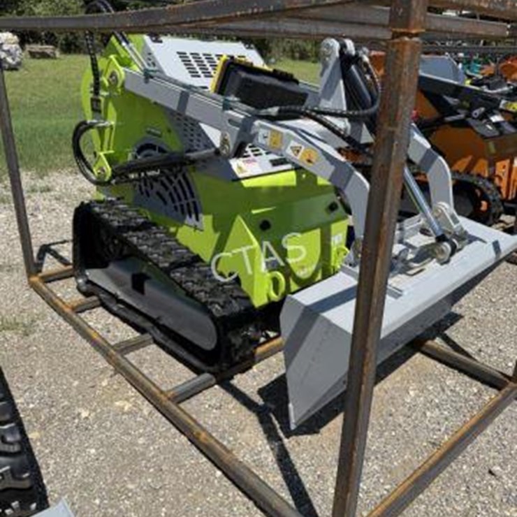 #113 • Land Hero Mini Skid Steer