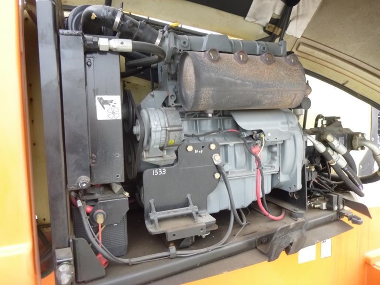 2013-jlg-800a-image-10