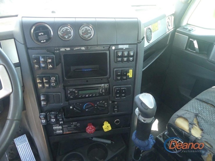 2014-caterpillar-ct660l-image-20