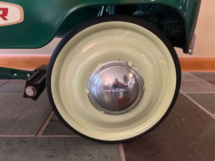 custom-oliver-pedal-car-image-15