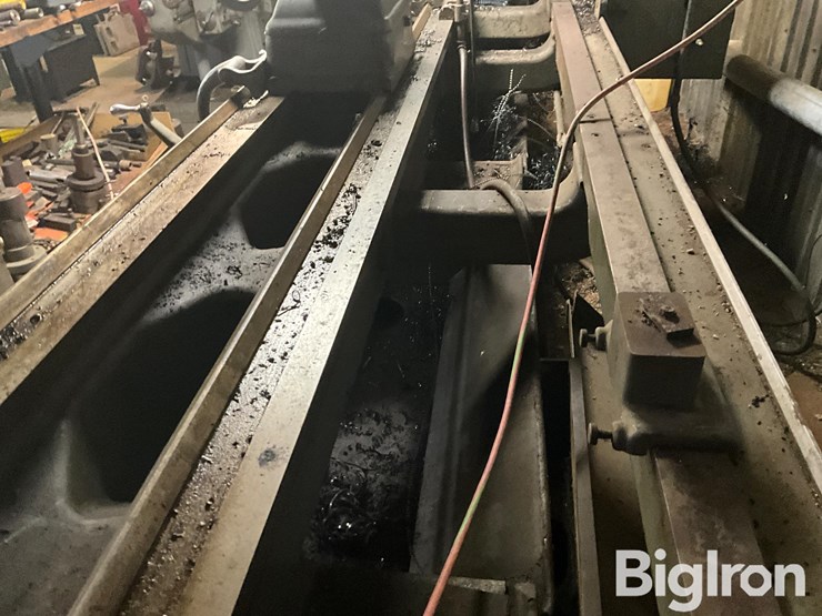 monarch-turning-lathe-image-16
