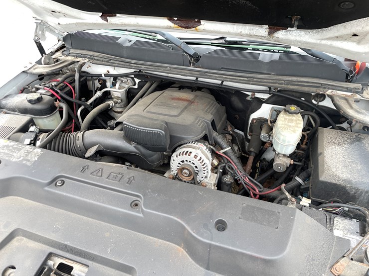 2011-chevrolet-2500-image-22