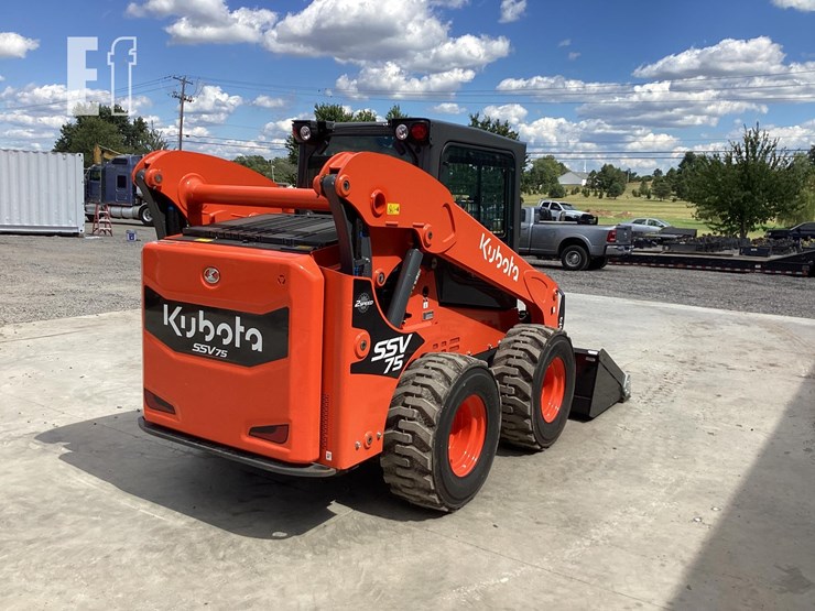 2023-kubota-ssv75-image-4