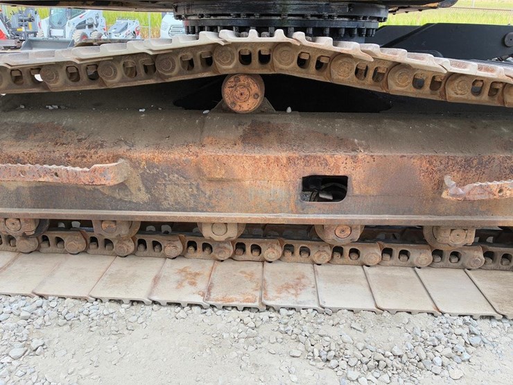 2004-caterpillar-311c-image-22