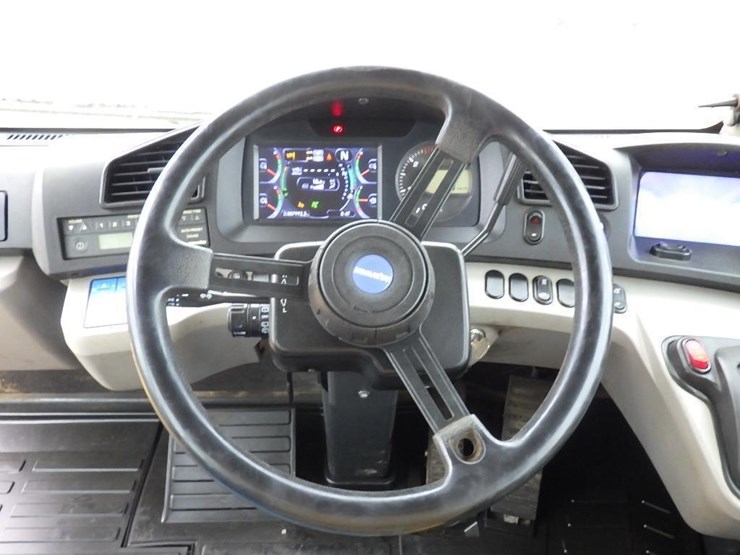 2016-komatsu-hm400-5-image-37