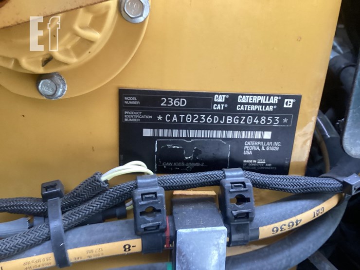 2019-caterpillar-236d-image-18