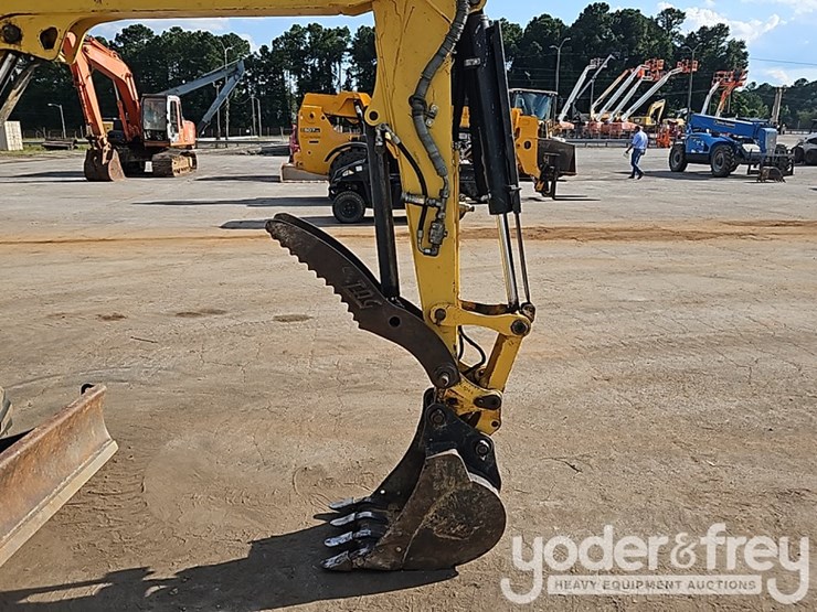 2019-yanmar-vio35-6a-image-17