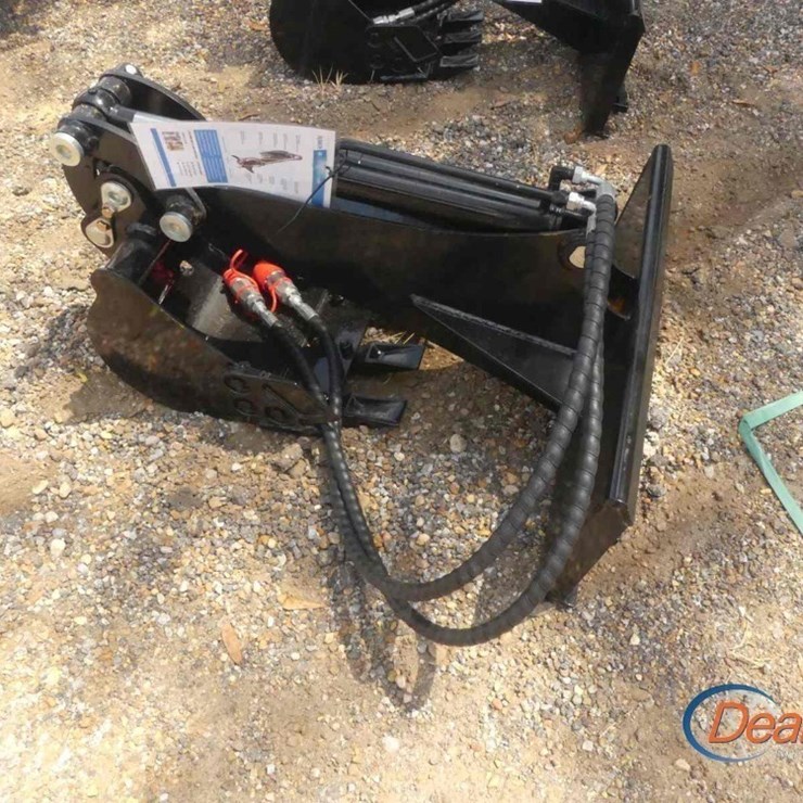 UNUSED 2025 IR BACKHOE ATTACHMENT