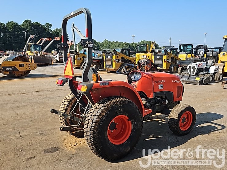 2020-kubota-l2501dt-image-5