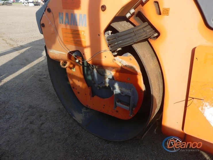 2011-hamm-hd140-image-8