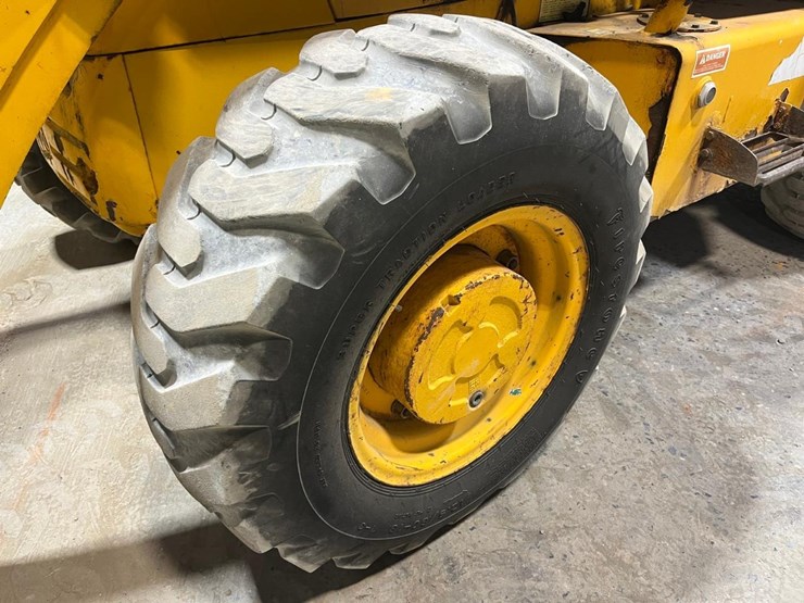 jcb-2cx-image-12