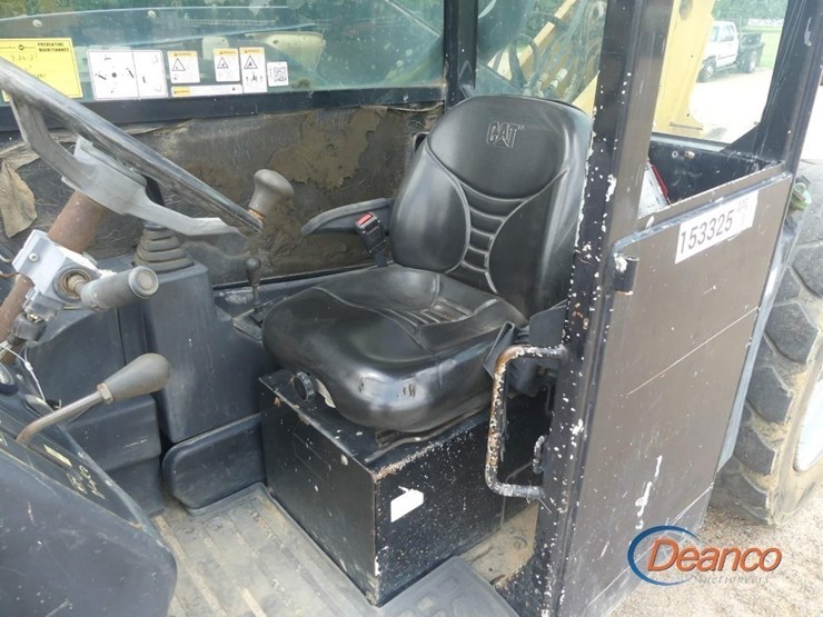 2015-caterpillar-tl642c-image-10