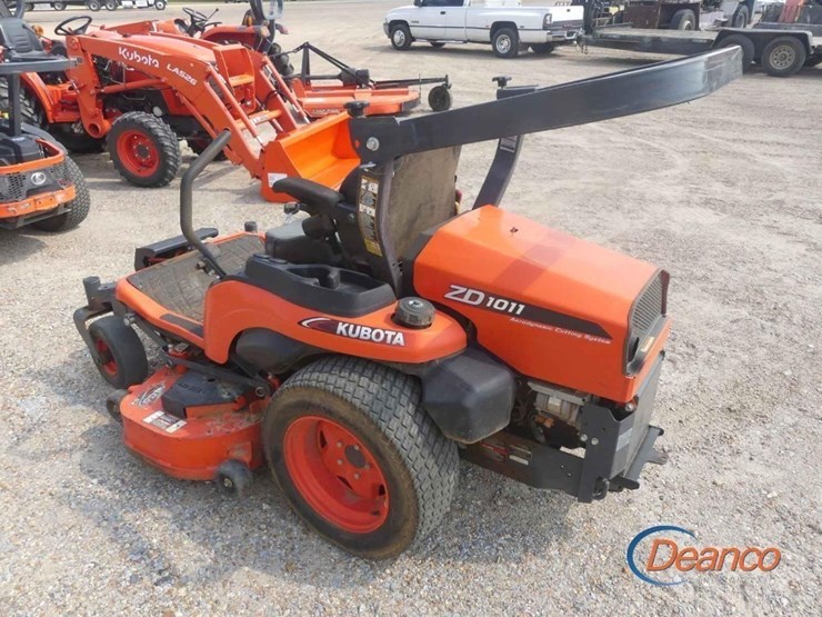 2017-kubota-zd1011-image-3