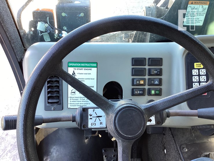 2015-bobcat-toolcat-5600-image-16