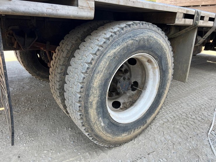 ford-f650-image-15