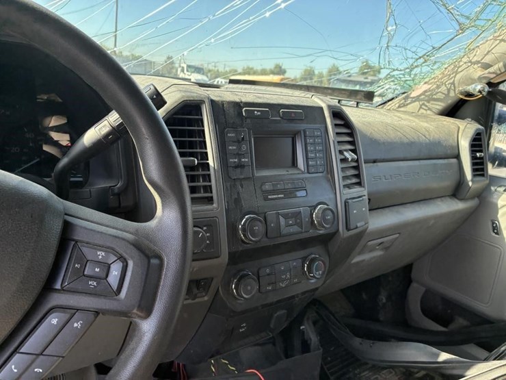 2019-ford-f250-image-14