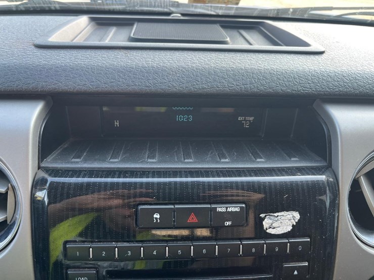 2010-ford-f150-image-32