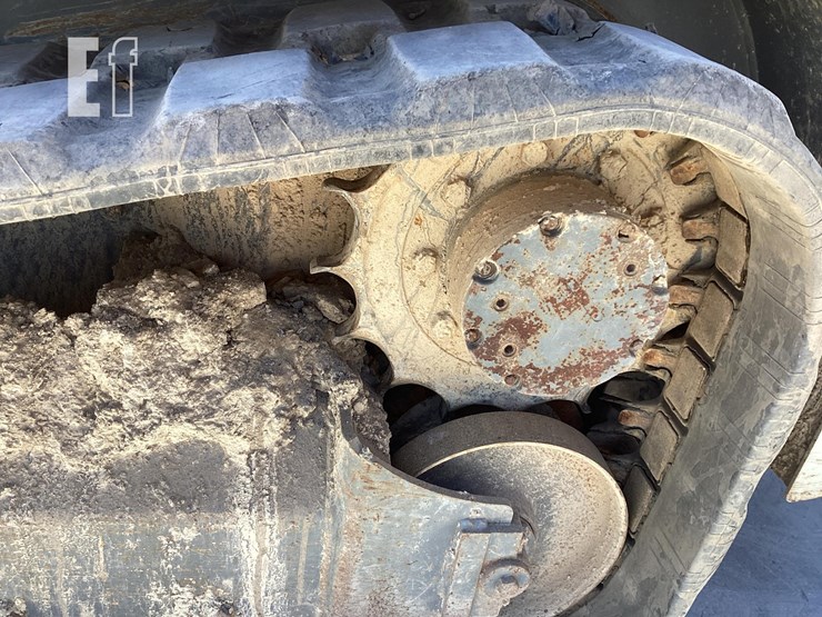 2019-takeuchi-tl8-image-12